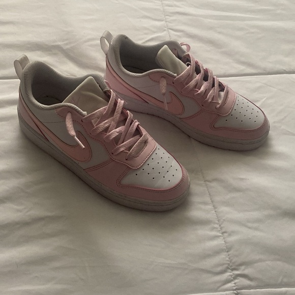Nike Pink and White Athletic Shoes - Picture 4 of 5